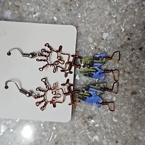 Wire drop earrings